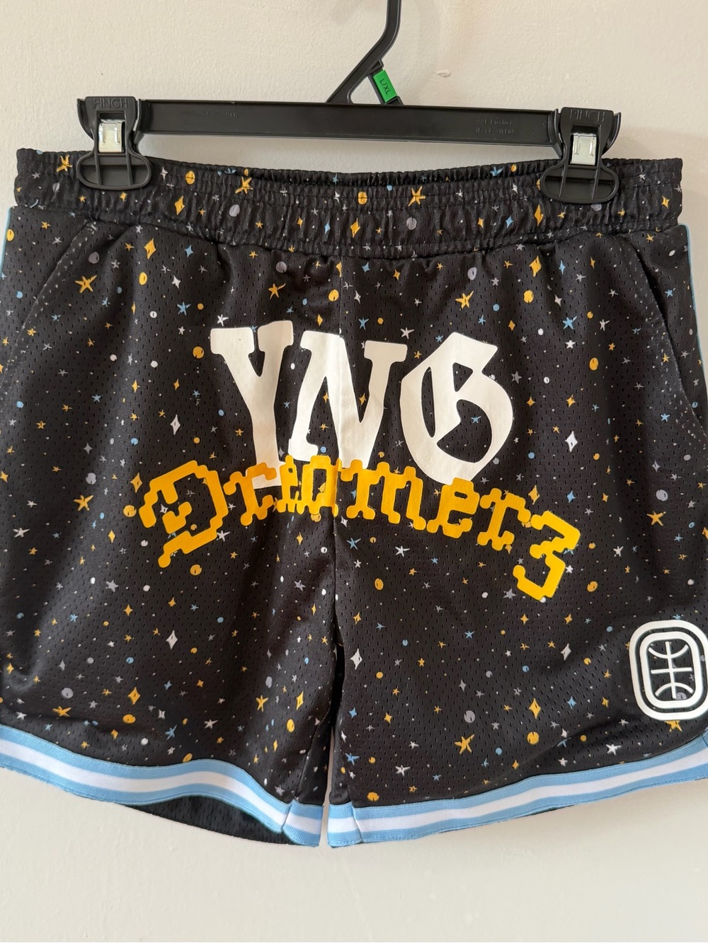 Overtime YNG Dreamerz Men’s Embroidered Basketball Shorts Logo Size S